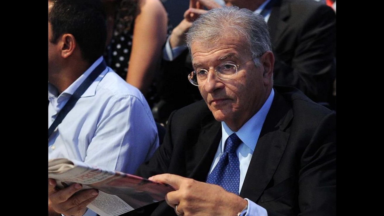Quirinale, Cicchitto (Ncd): Premier e capo Stato forti e autorevoli