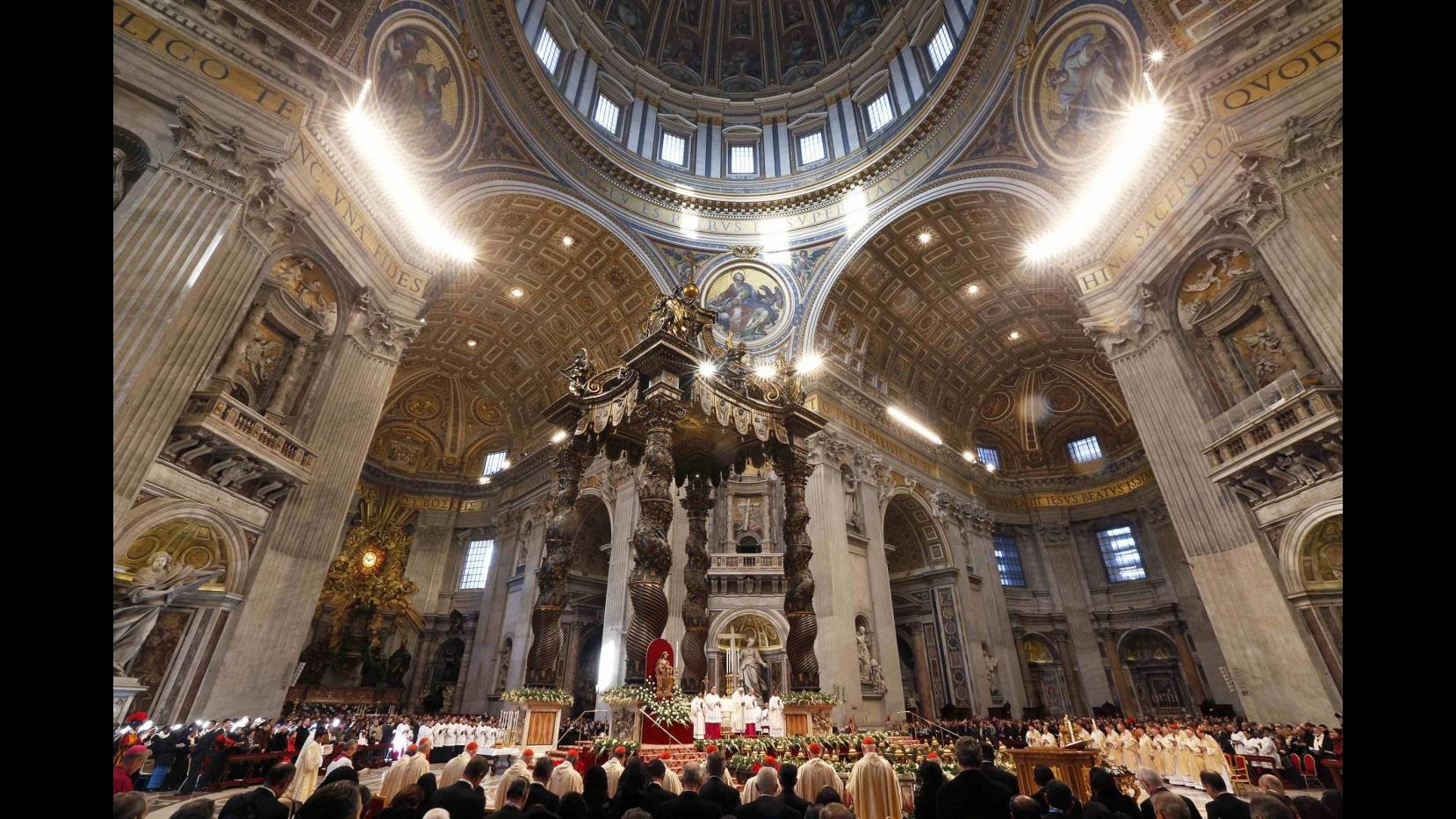 Papa: Per raggiungere la pace dobbiamo far tacere le armi