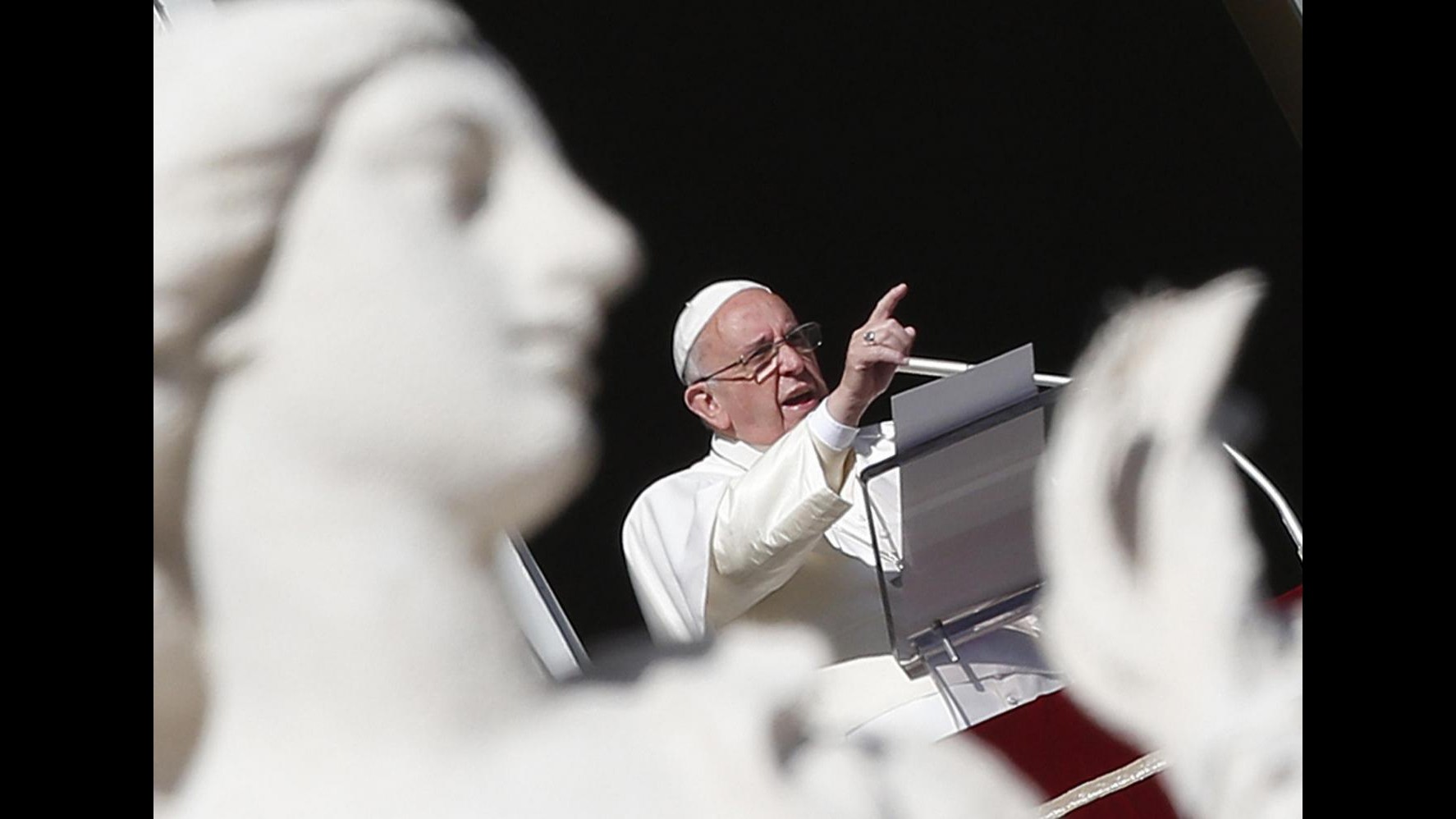 Papa: Sfruttamento dell’uomo è piaga sociale