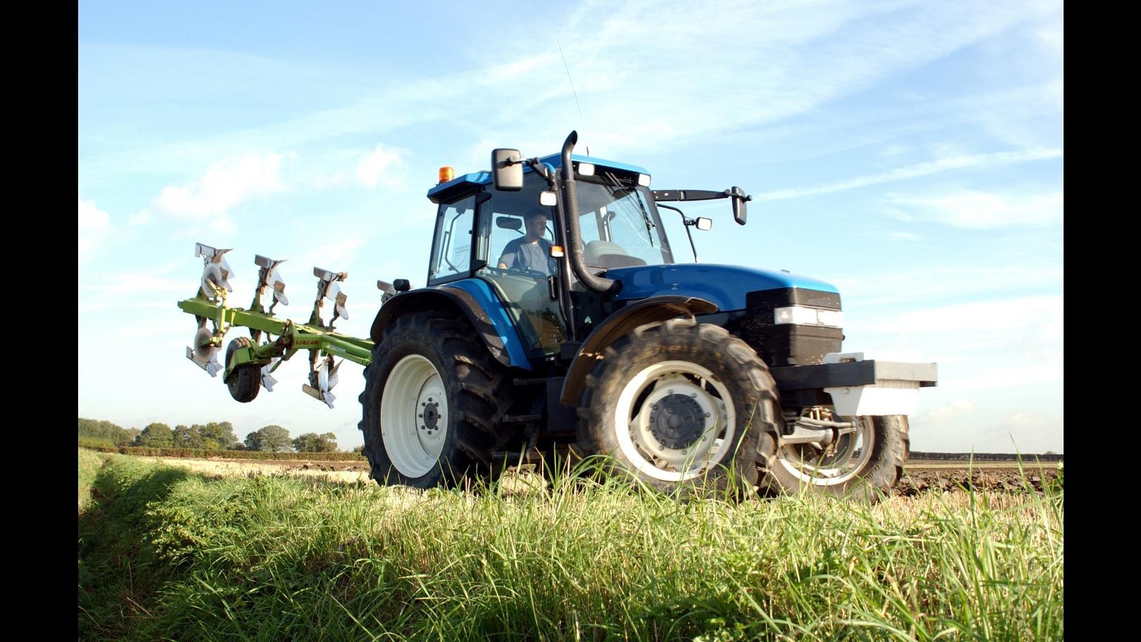 Agricoltura, erogati 2,6 miliardi di contributi nel 2014