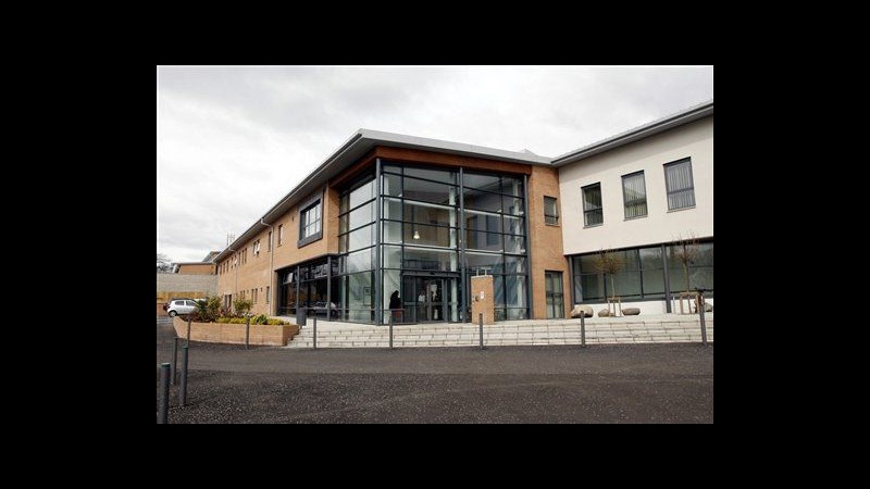 Ebola, operatore positivo a Glasgow: aveva lavorato in Sierra Leone