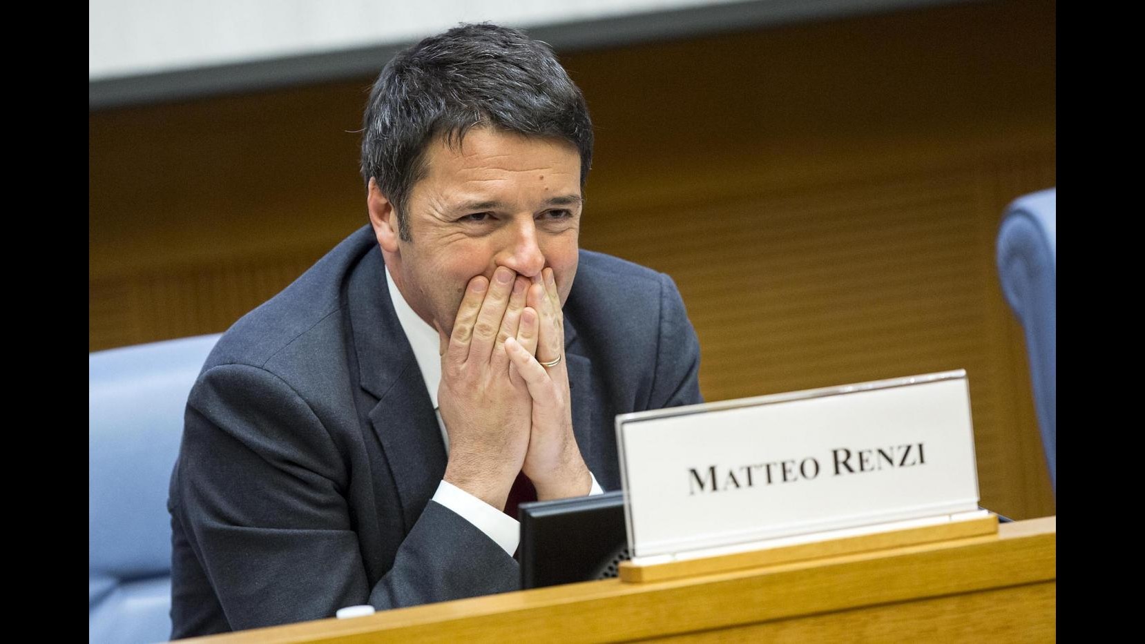 Incendio traghetto, Renzi: Salvate 407 persone, a bordo 22 membri equipaggio