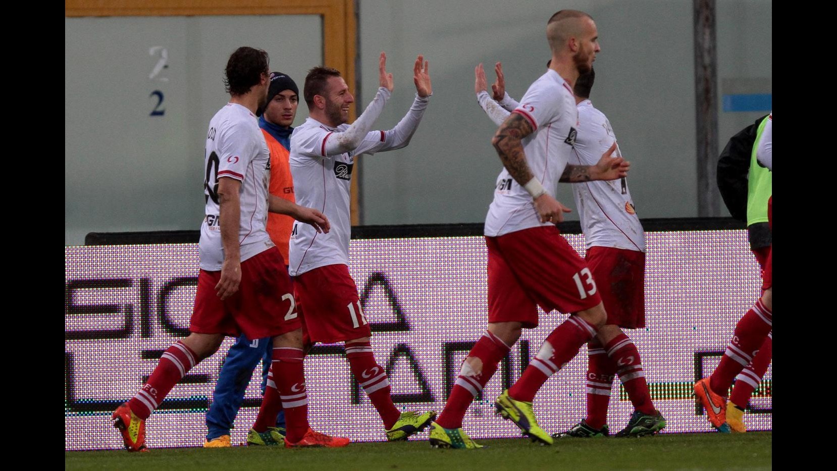 Serie B, Carpi vince ancora: 2-0 a Catania. Frosinone e Bologna inseguono