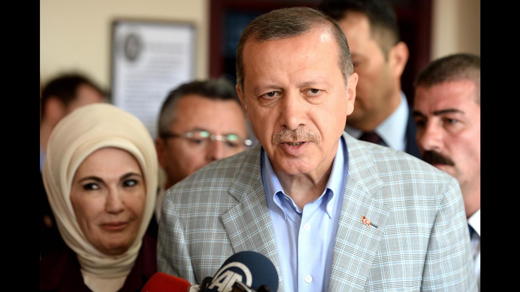 Turchia, media: 16enne arrestato per insulti al presidente Erdogan