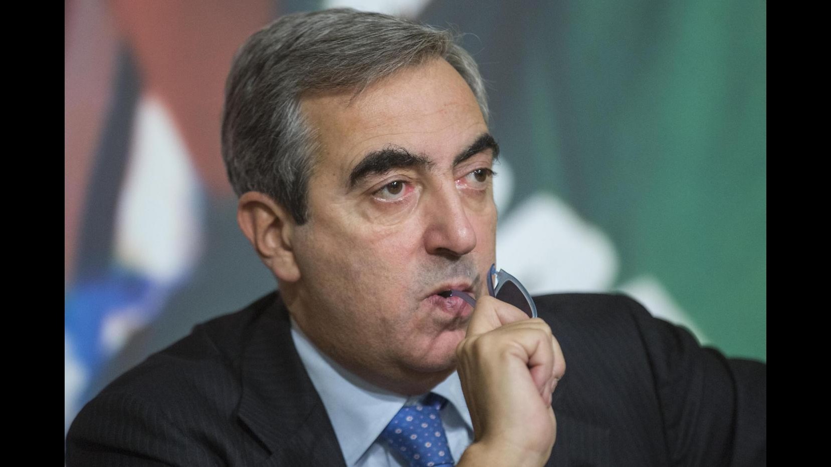 Gasparri (Fi): Solidarietà a ‘Tempi’, atto vandalico faccia riflettere