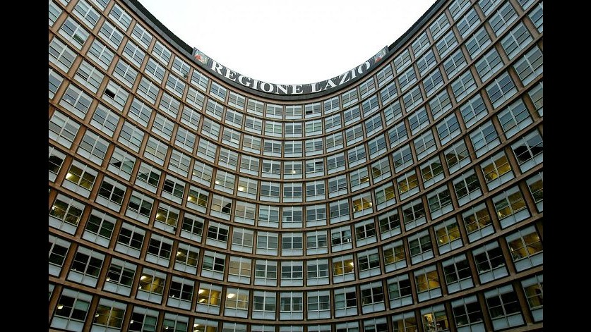 Roma, intasca tangente da mille euro: arrestato funzionario Regione