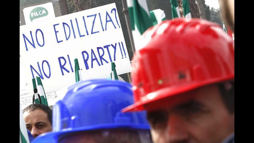 Istat: Nel primo semestre crolla l’edilizia residenziale