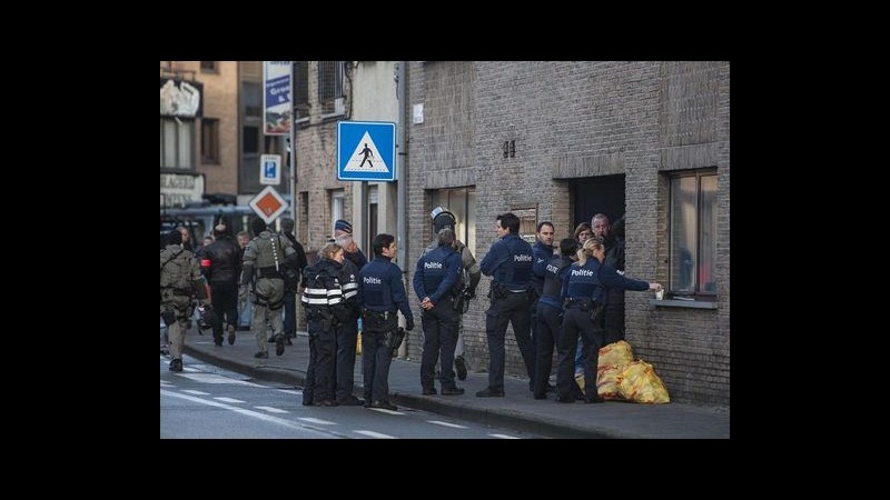 Belgio, 13 arresti per terrorismo. Chiuse scuole ebraiche