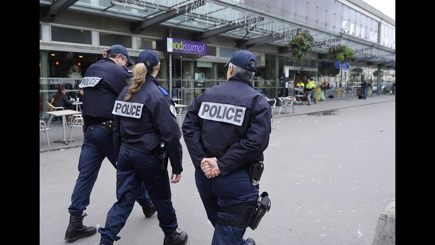 Francia, fermato presunto complice di Coulibaly. Siti media nazionali fuori servizio
