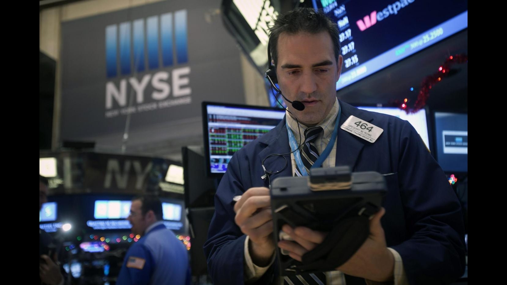 Usa, Camera approva legge su alleggerimento controllo di Wall Street