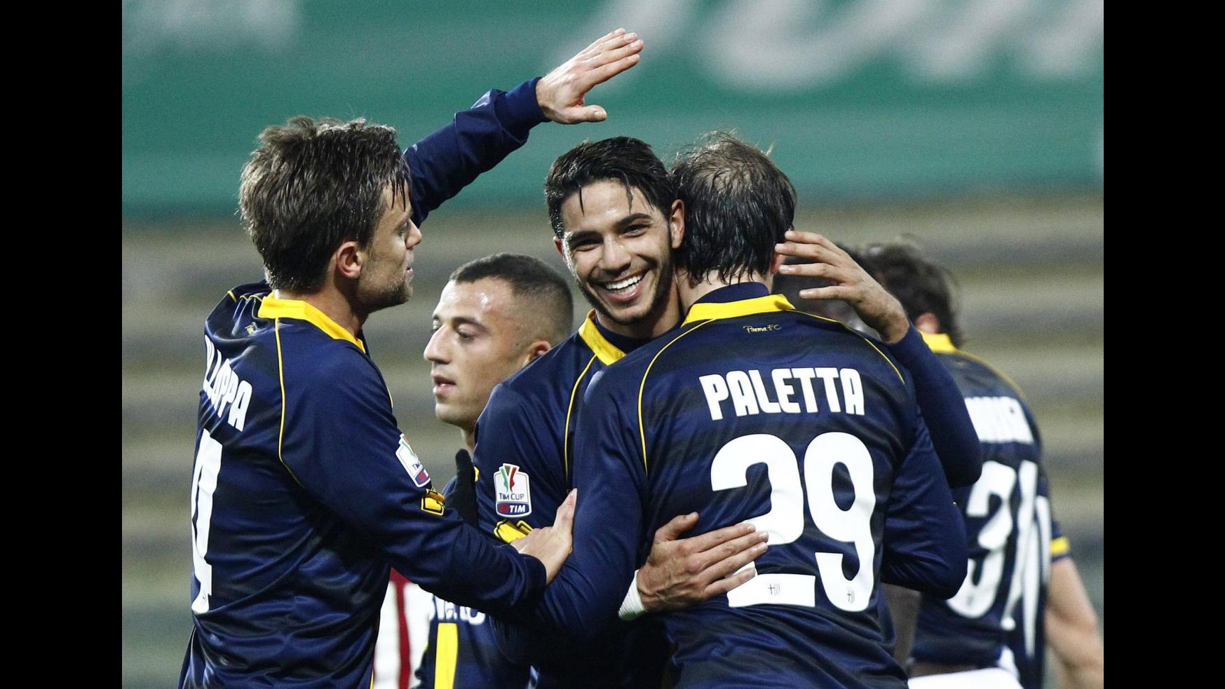 Coppa Italia, Rispoli manda il Parma ai quarti: Sau non basta, Cagliari ko 2-1