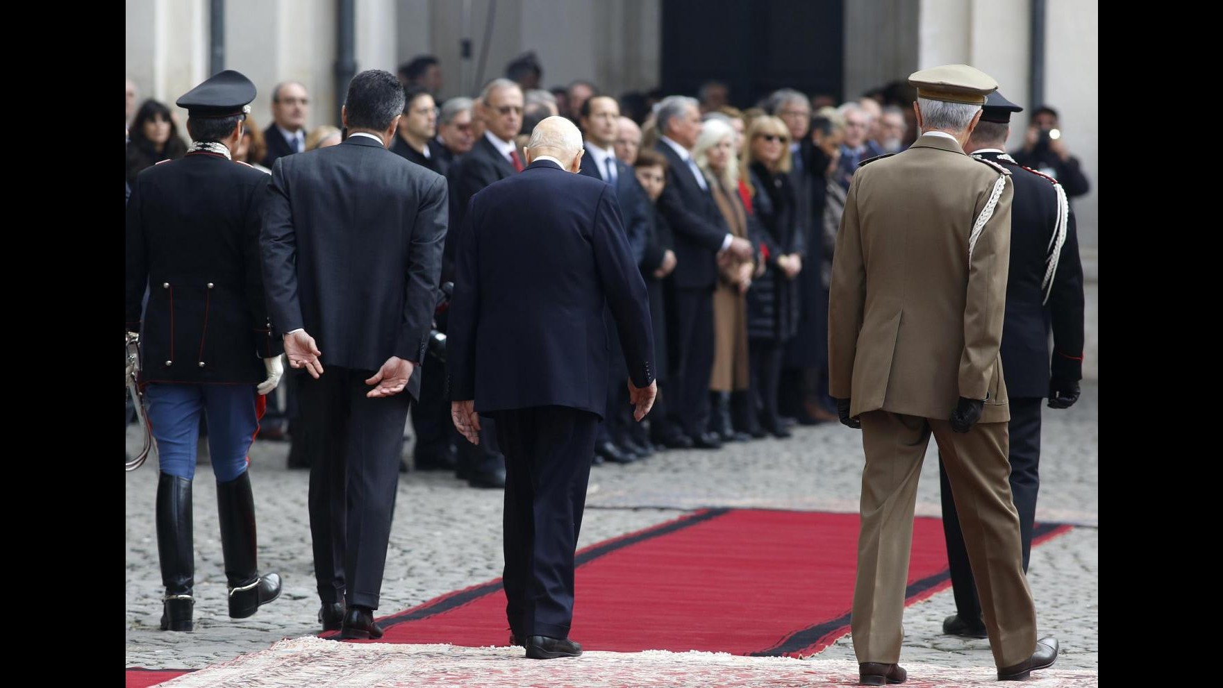 L’era di Napolitano segnata da cinque governi diversi
