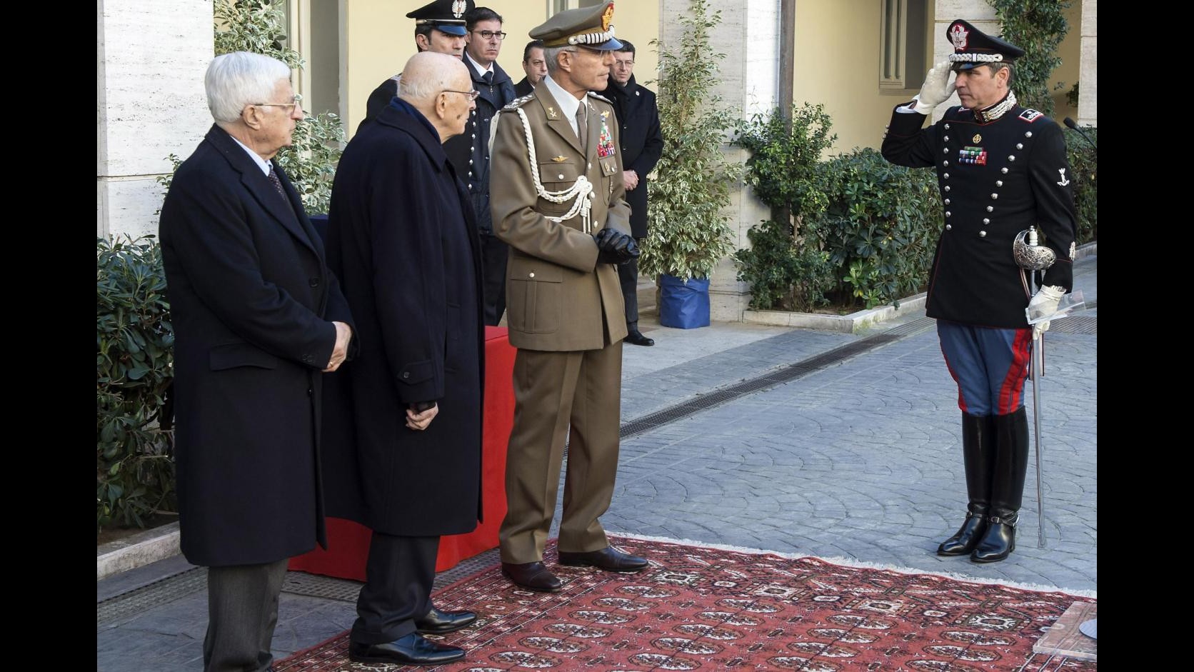 Quirinale, Napolitano riceve onori militari
