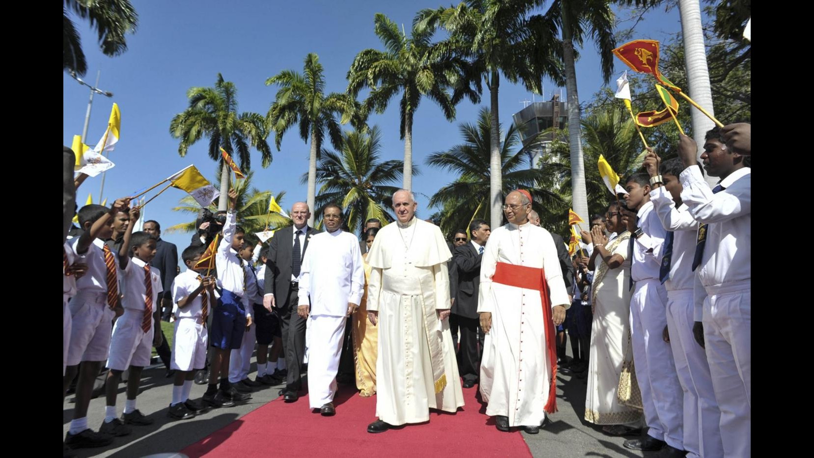 Sri Lanka, migliaia per Papa: a messa domani attesi in 400mila