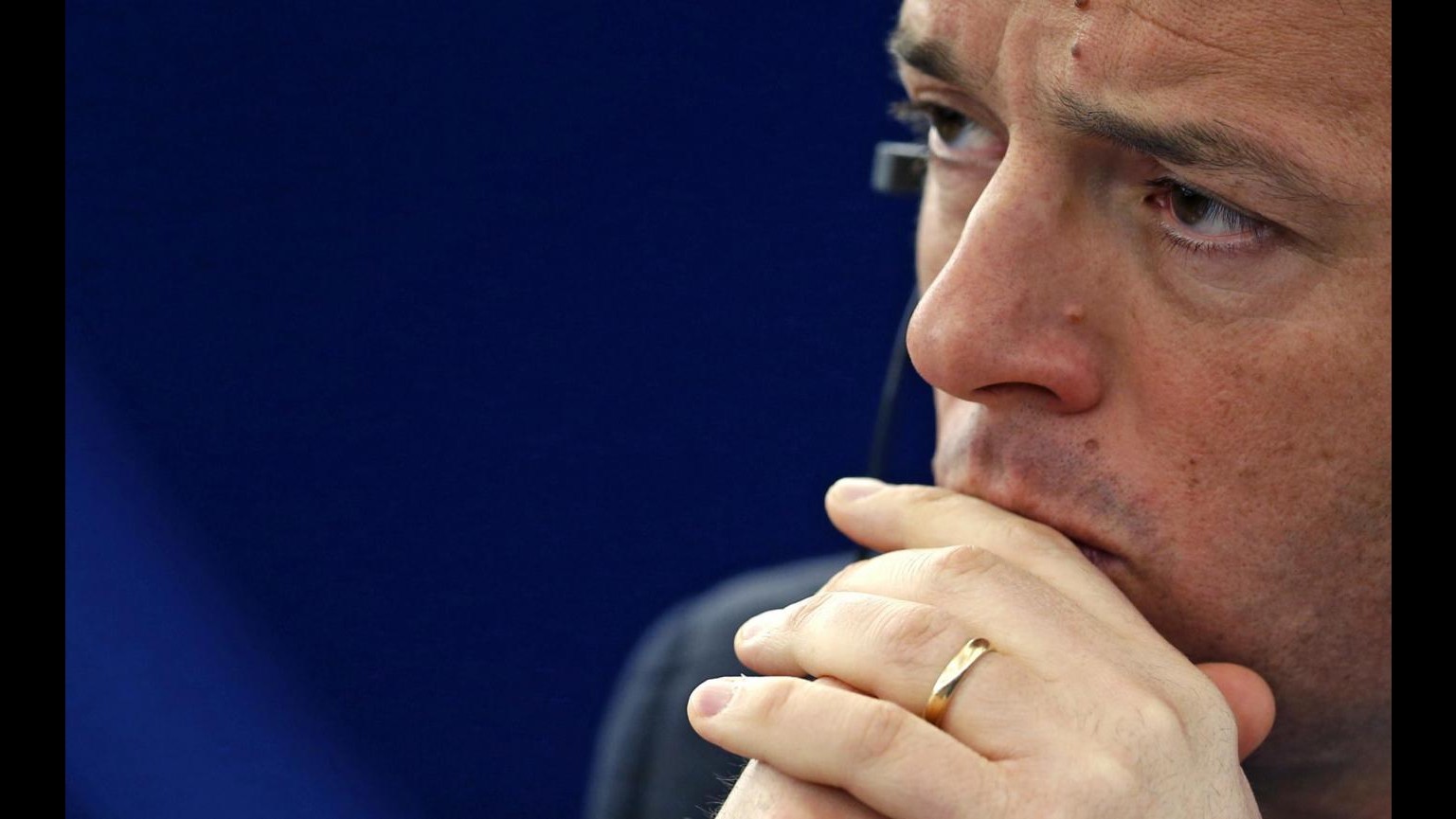 Ue, Renzi contestato da Salvini in aula: battibecco su Ulisse