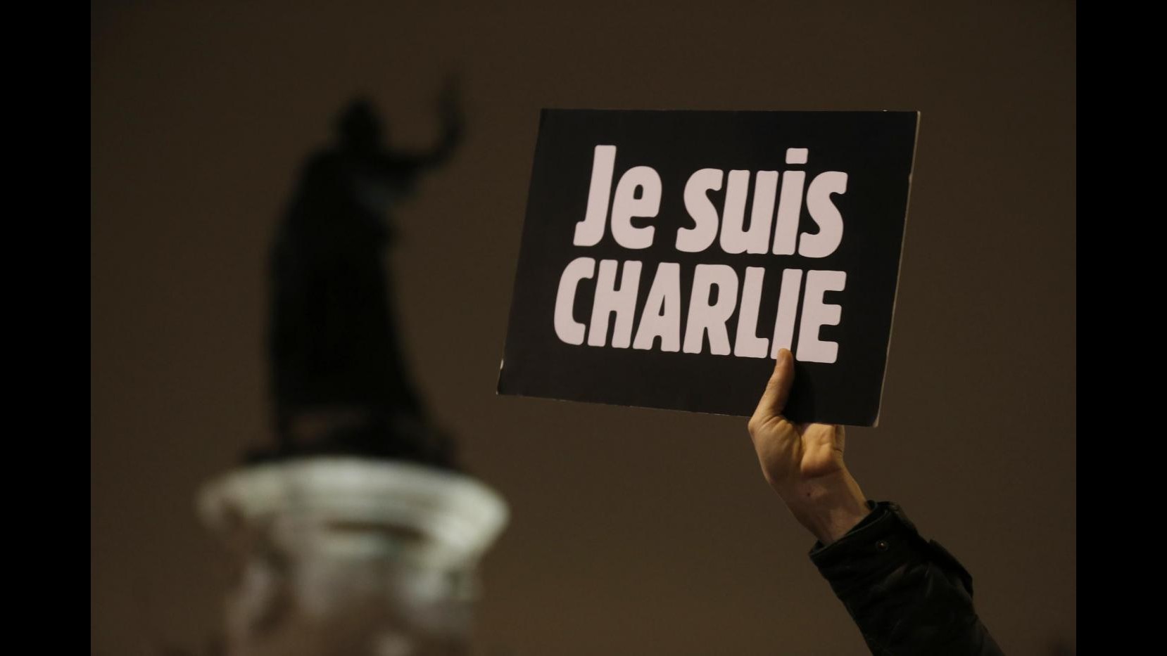 Charlie Hebdo, Francia ha osservato minuto di silenzio