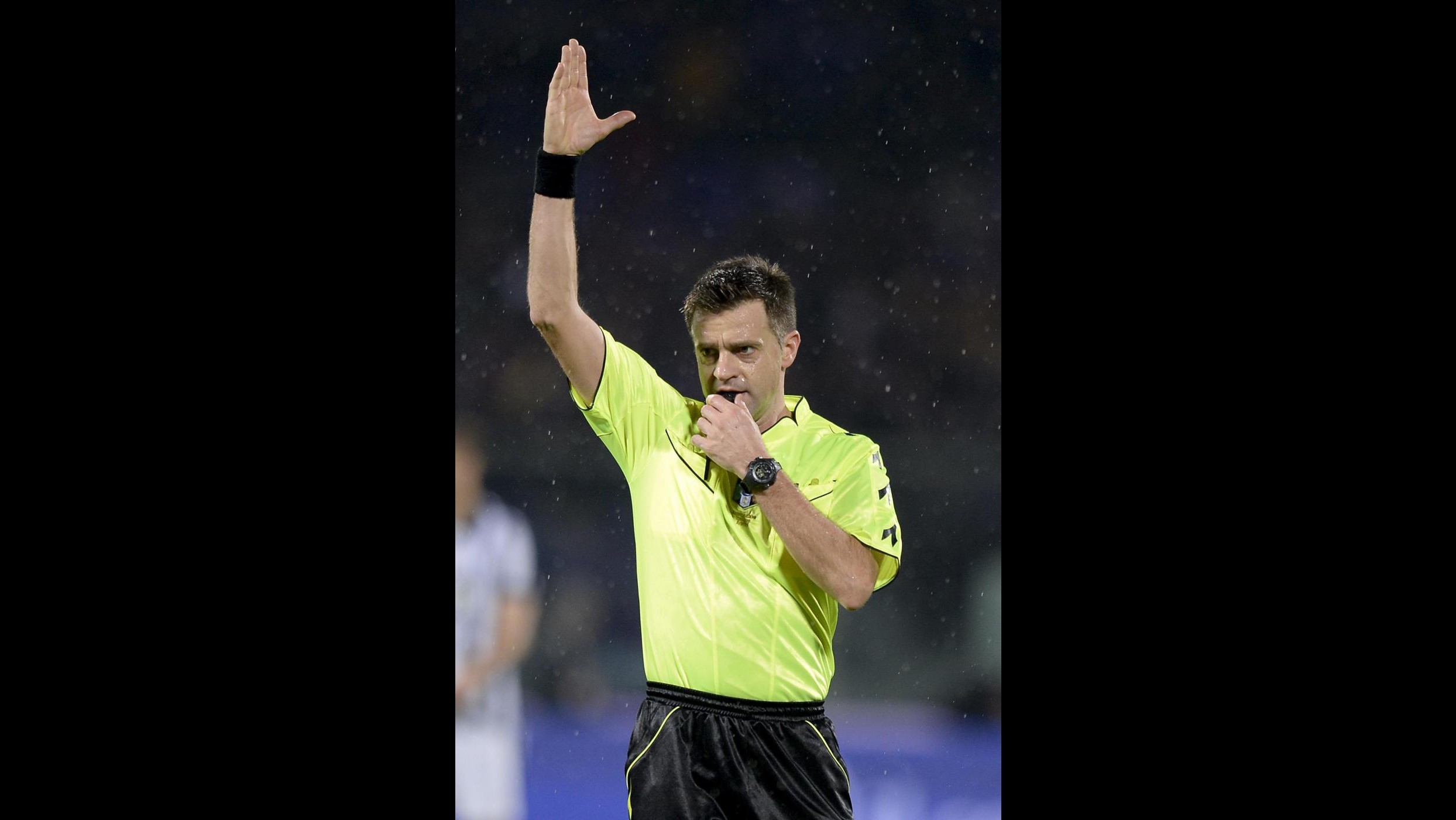 Iffhs incorona Rizzoli miglior arbitro del 2015: Gioia che condivido con tutto il movimento