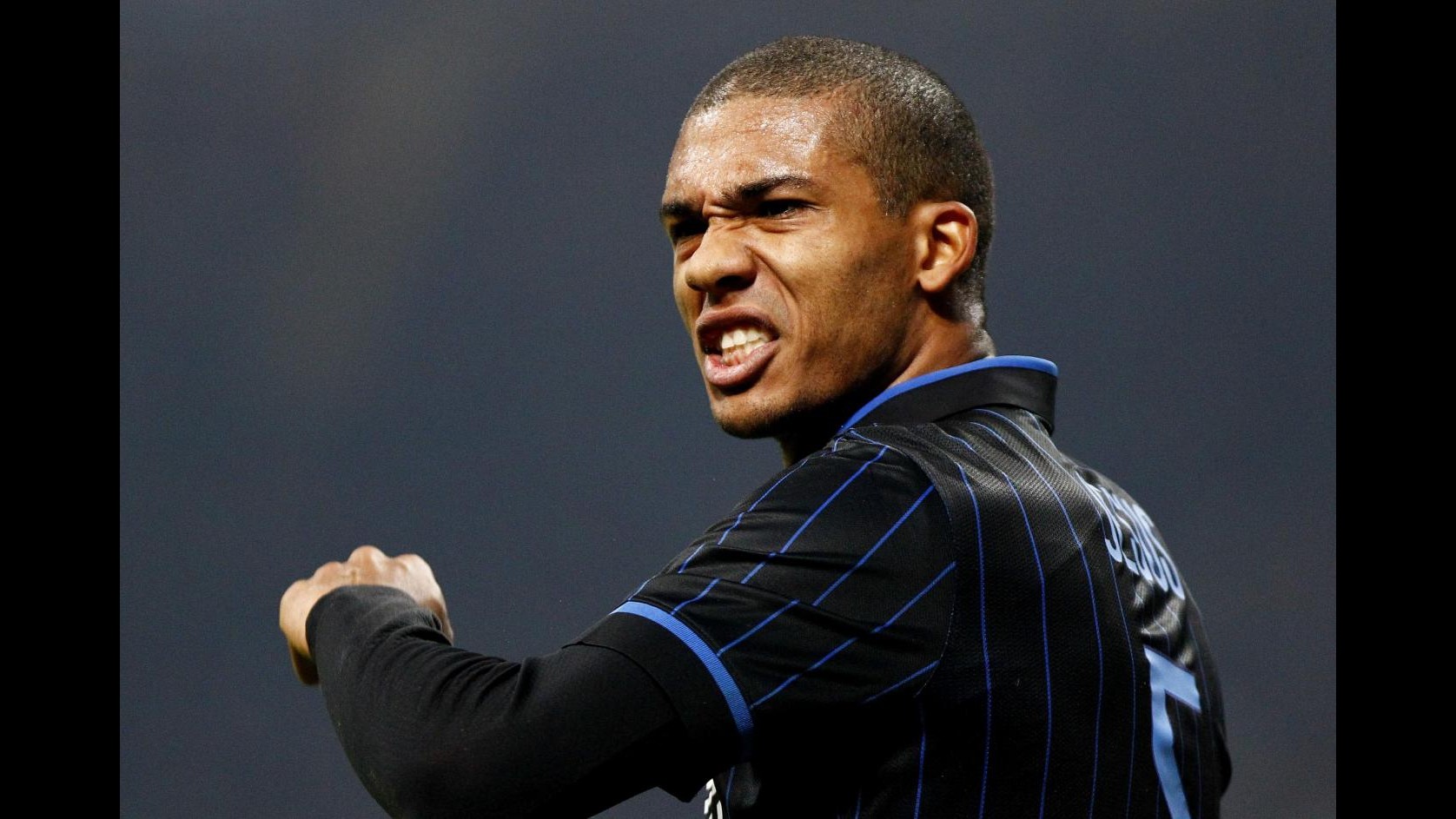 Giudice Serie A, prova tv per Juan Jesus: gomitata a Chiellini, stop 4 giornate
