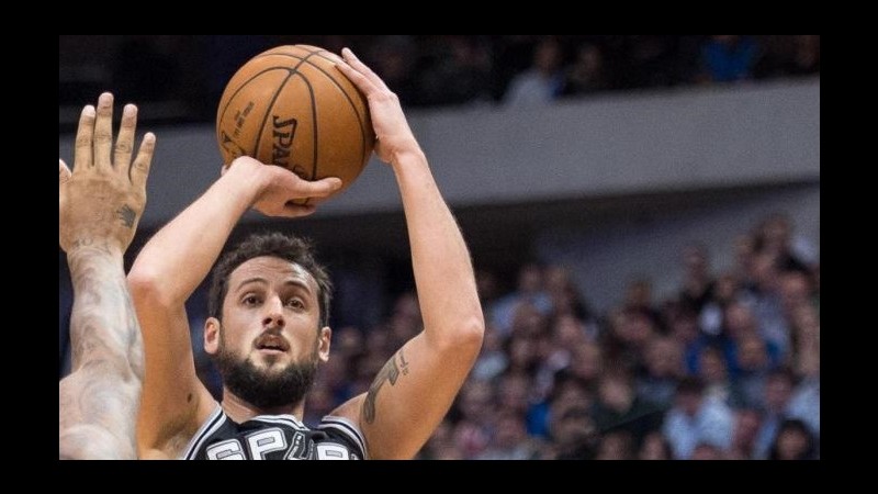 Nba, San Antonio si arrende in casa con Detroit. Phoenix espugna Milwaukee