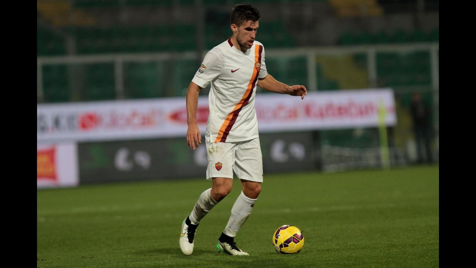Roma, altro intervento per Strootman: olandese operato domani al ginocchio sinistro