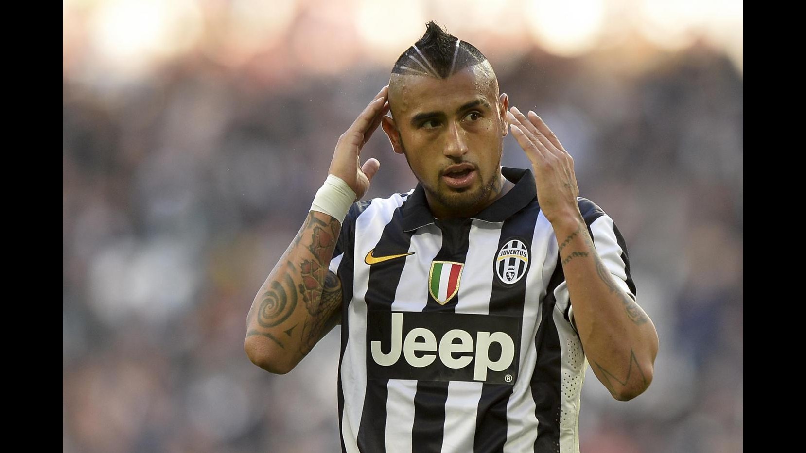 Juventus, si ferma Vidal: lieve trauma distorsivo al ginocchio destro per il cileno
