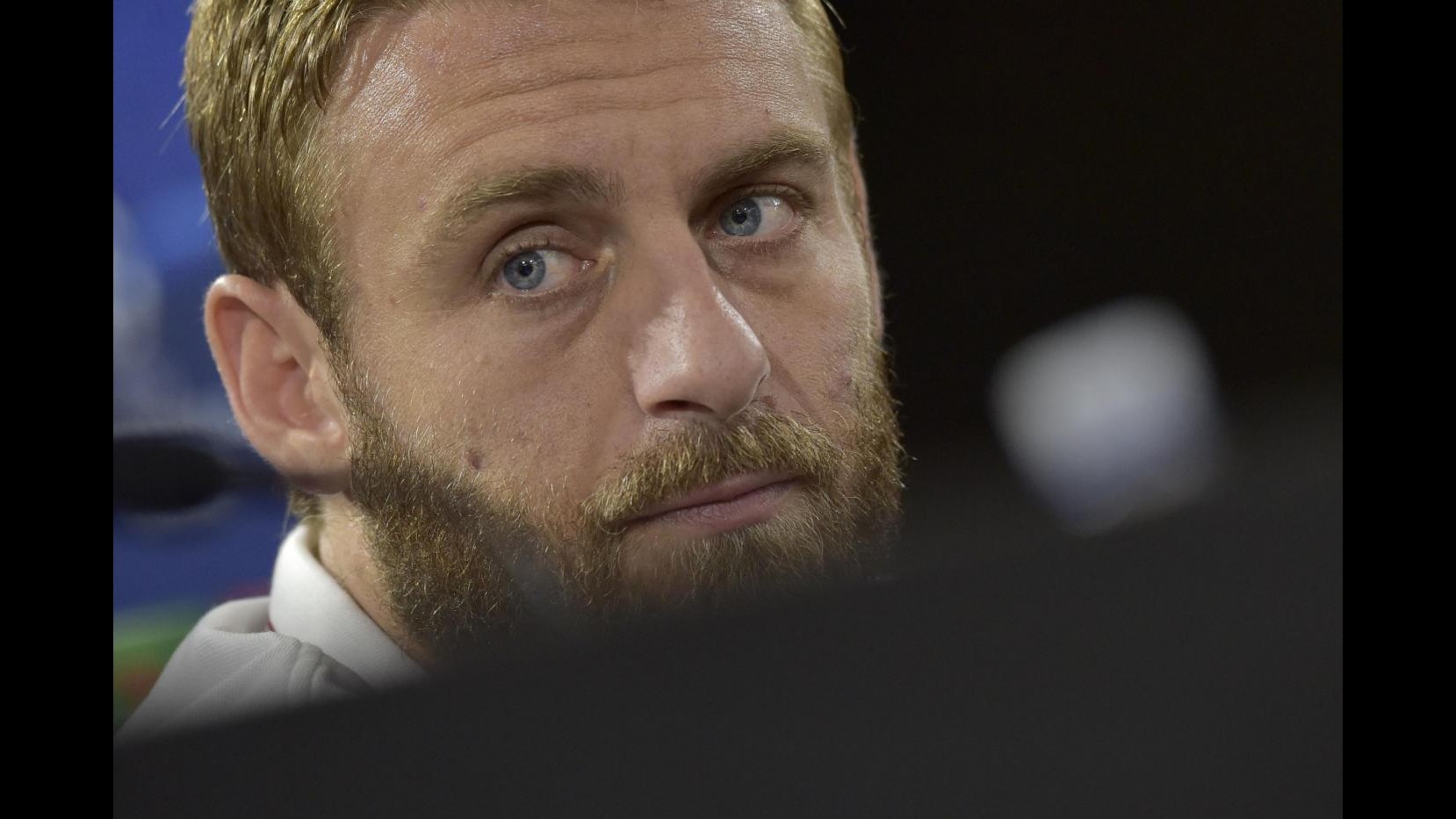 Roma: lesione al soleo per De Rossi, rischia stop 20 giorni. Si ferma anche Strootman