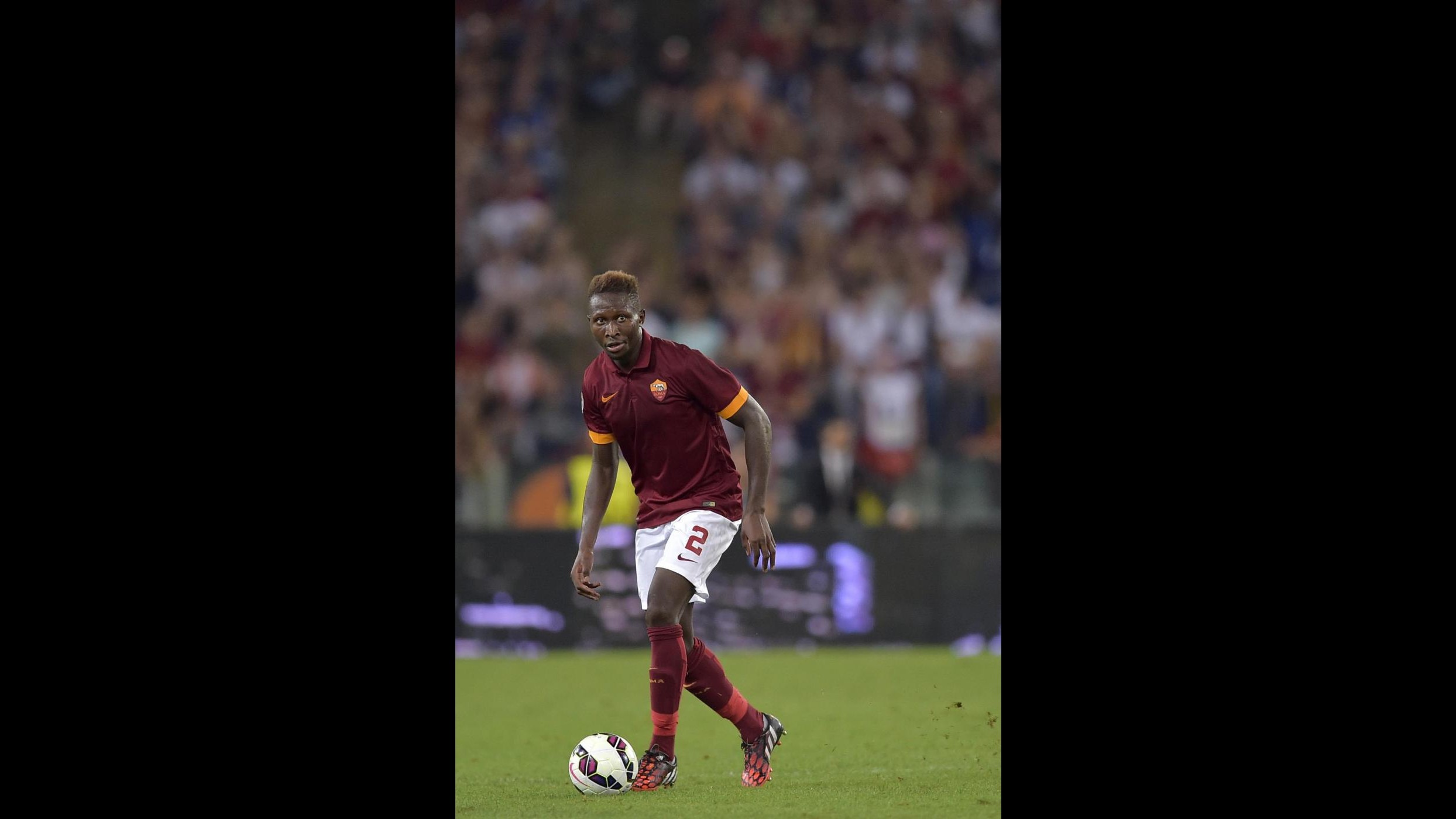 Calcio, Roma: Yanga-Mbiwa riscattato dal Newcastle per 7 milioni