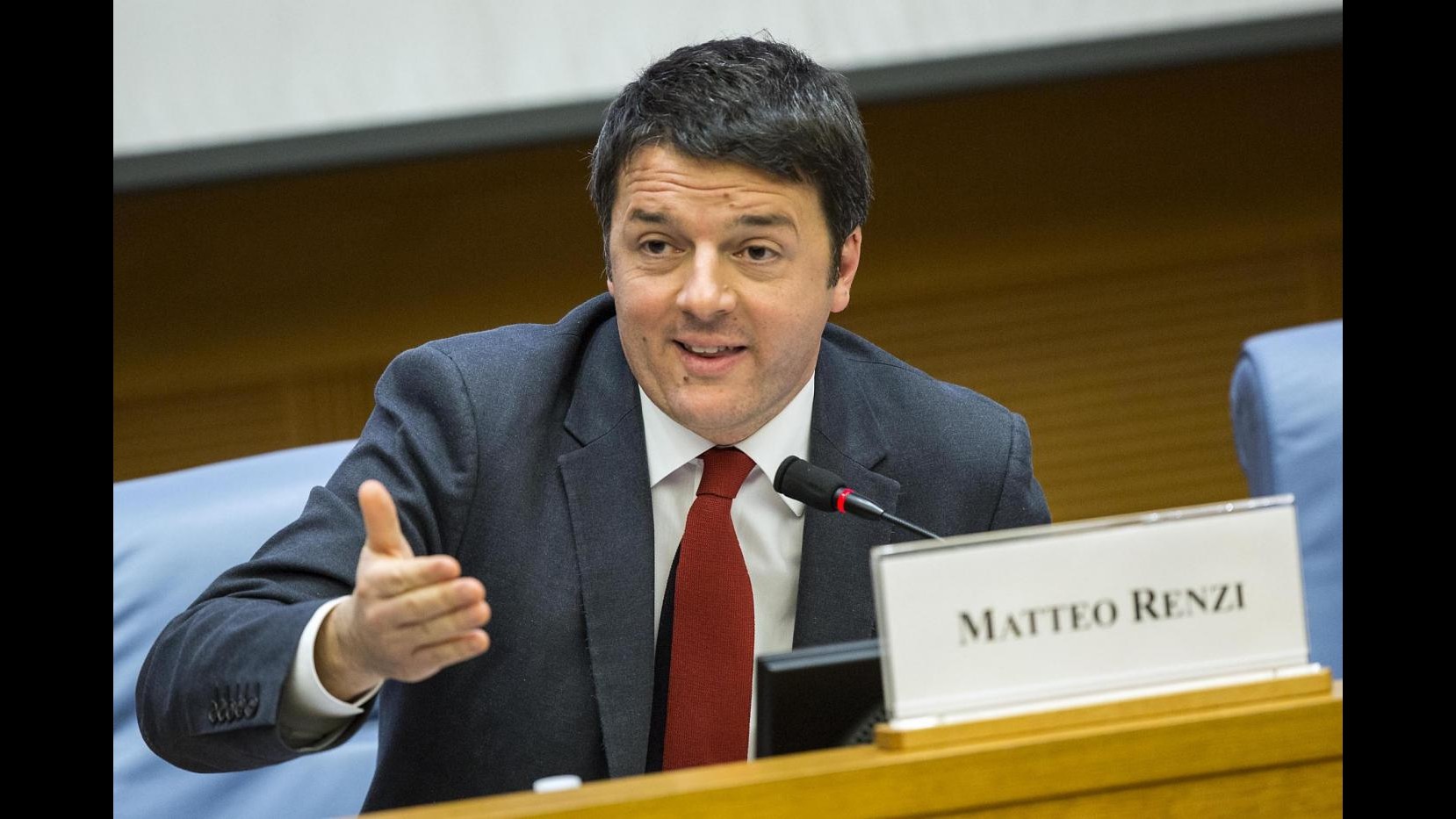 Renzi: Medico italiano in Usa? Torni, questa è davvero la volta buona