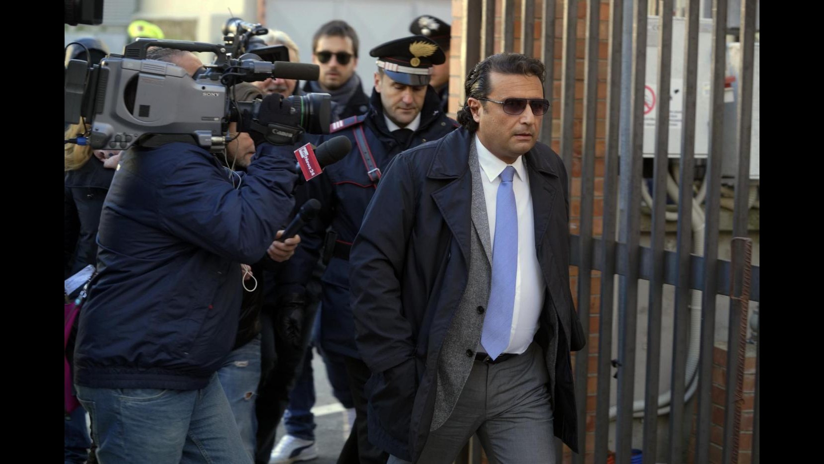 Costa Concordia, legale Schettino: Pericolo di fuga è inesistente