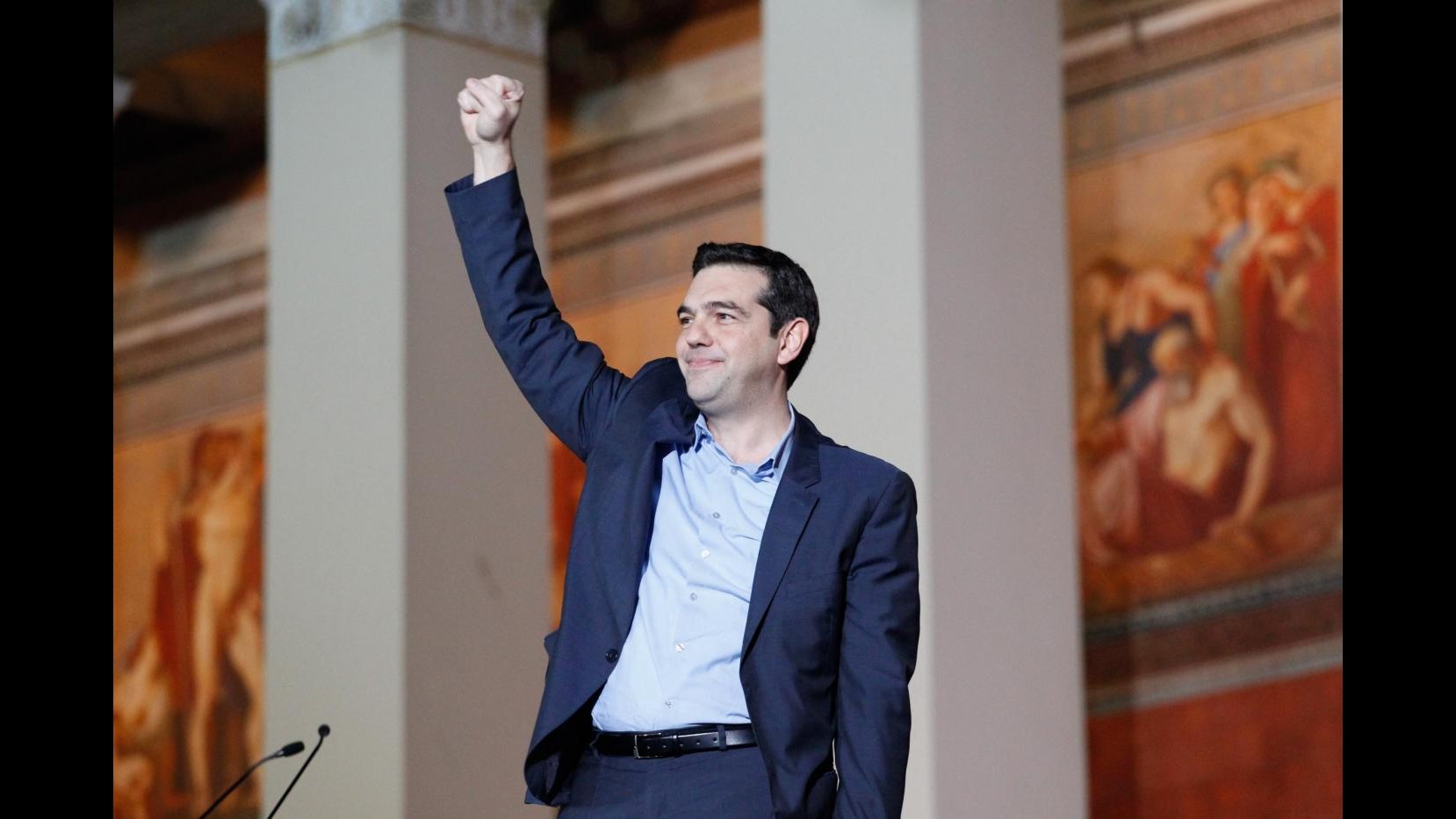 Grecia, Tsipras ha giurato da premier davanti presidente Papoulias