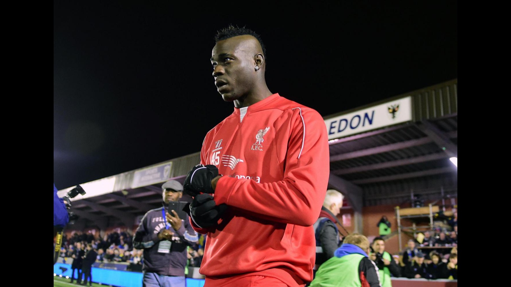 Liverpool, Rodgers ‘scarica’ Balotelli: E’ dura per lui, sa cosa serve qui