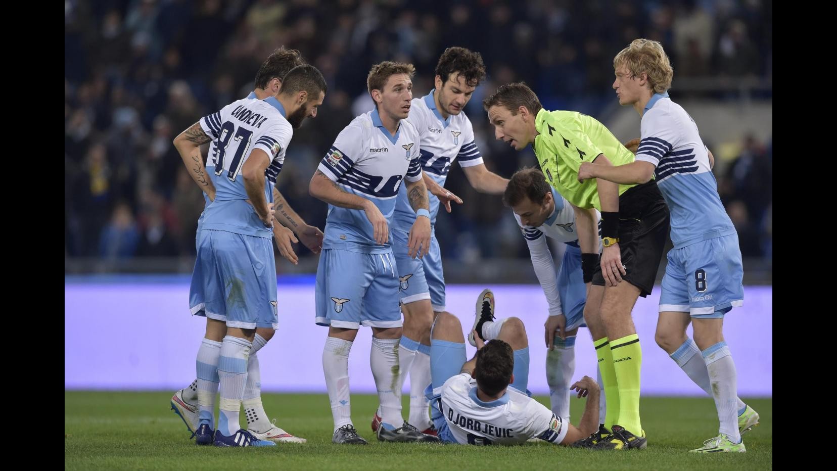 Lazio perde Djordjevic: frattura scomposta al malleolo, verrà operato
