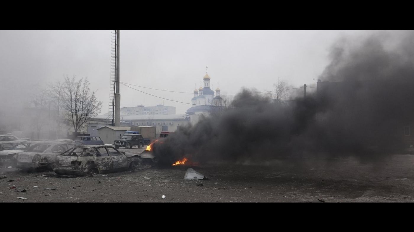 Ucraina, leader separatisti: Lanciata offensiva su Mariupol