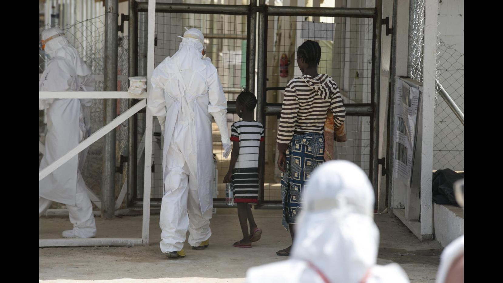 Ebola, Oms: Servono 260 mln dlr per affrontare virus in prossimi mesi