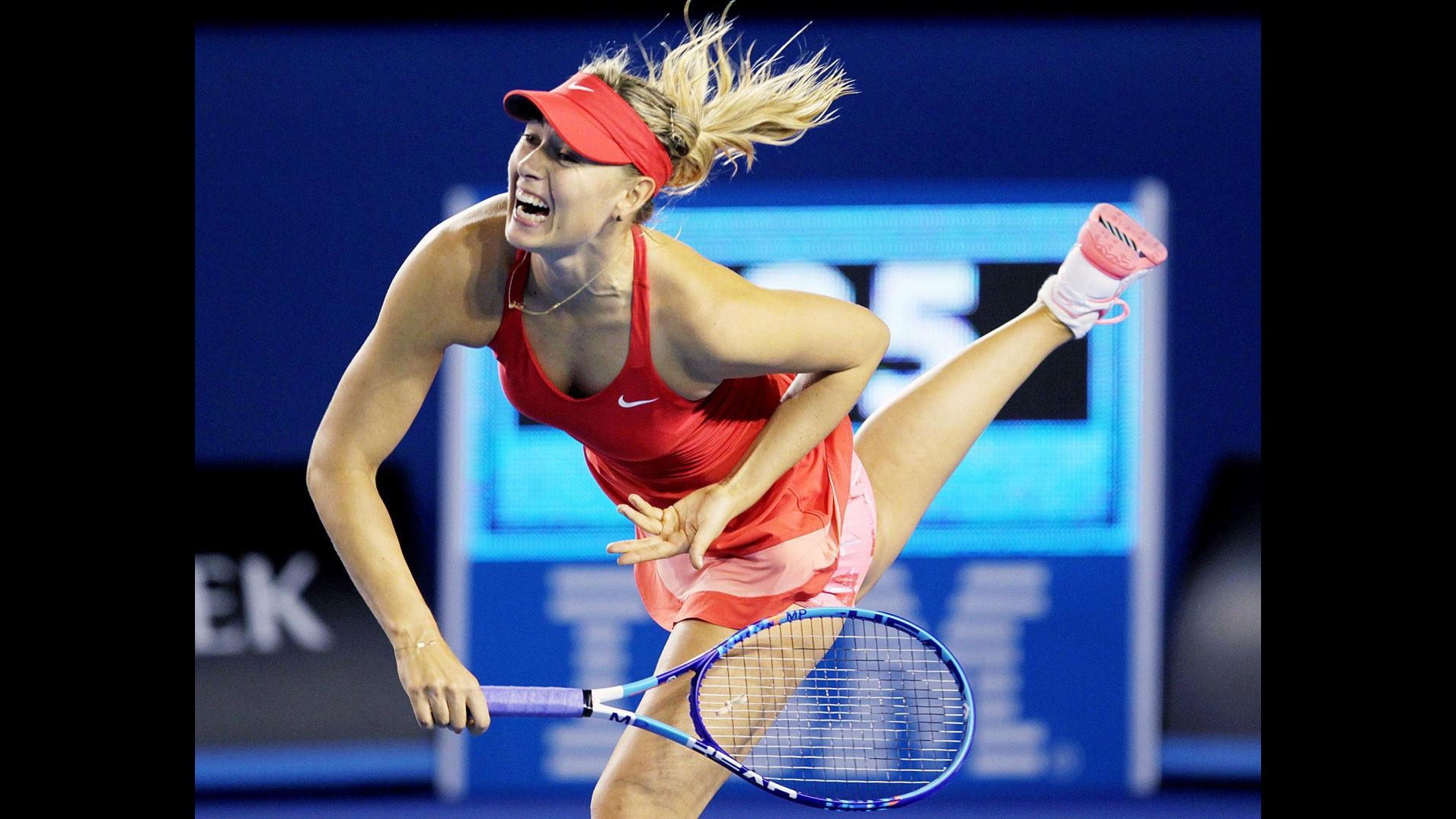 Tennis, Australian Open: Sharapova annulla 2 match point e passa turno, Nadal si salva al 5° set