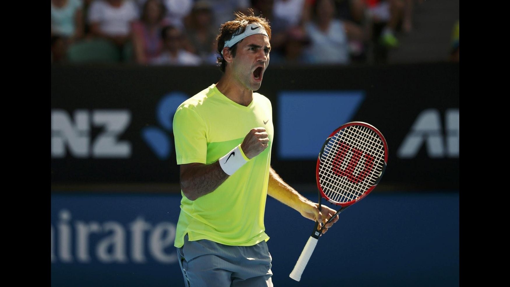 Tennis, Australian Open: Bolelli strappa un set a Federer, poi la resa. Lo svizzero trova Seppi