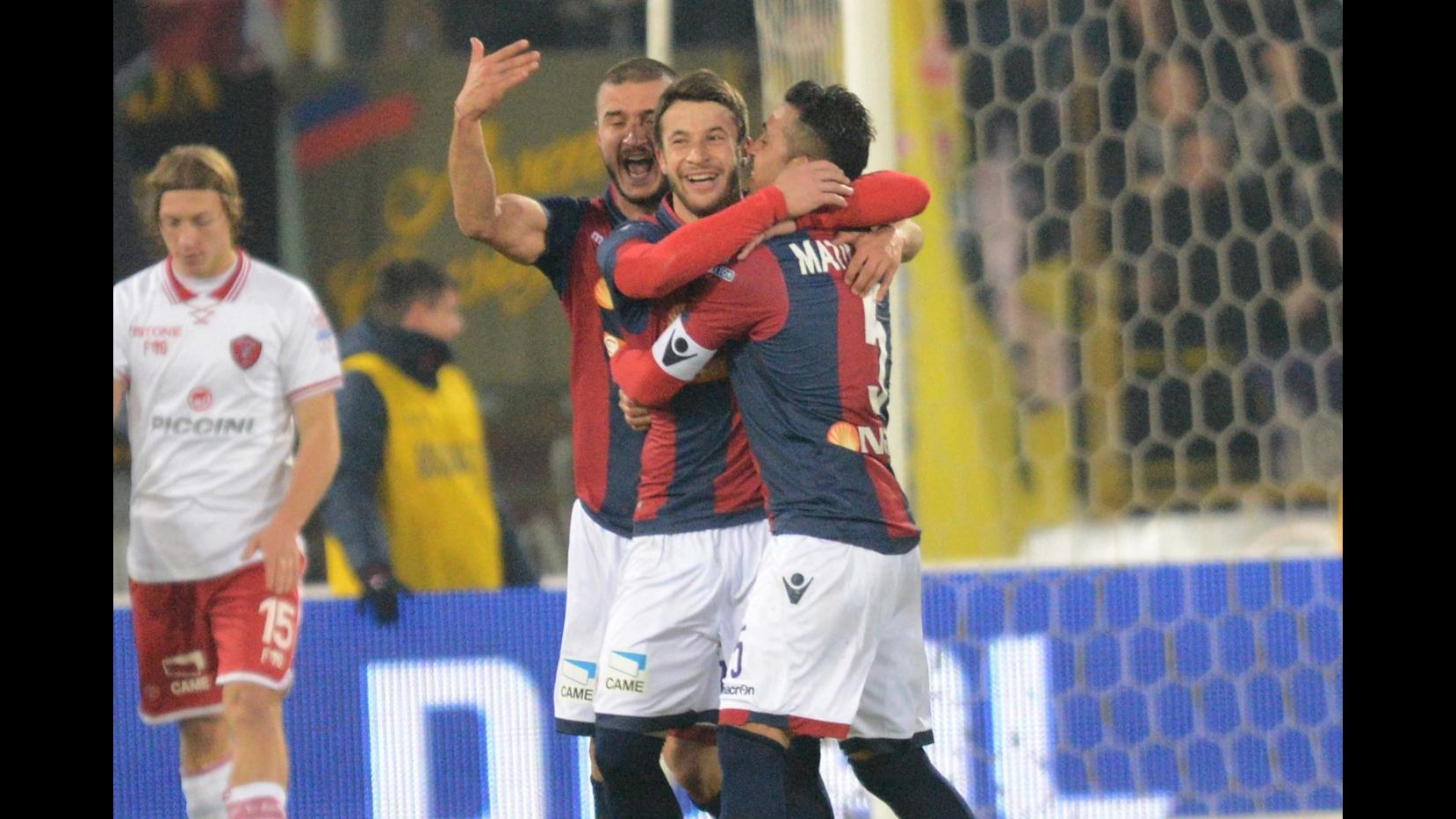 Serie B, Cacia-Sansone stendono Perugia nel posticipo: Bologna vola al secondo posto