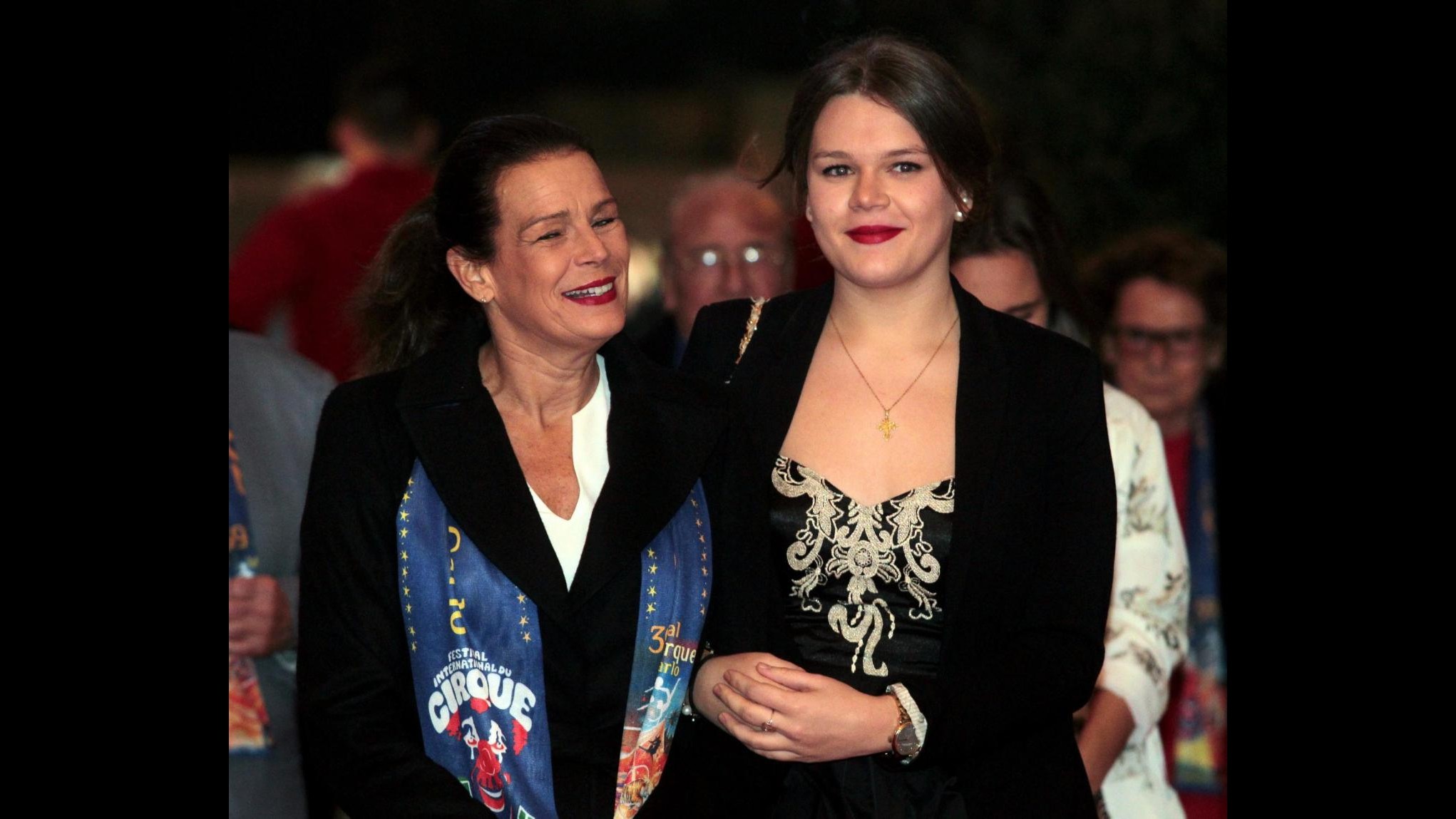 Stephanie di Monaco porta la figlia Camille al circo