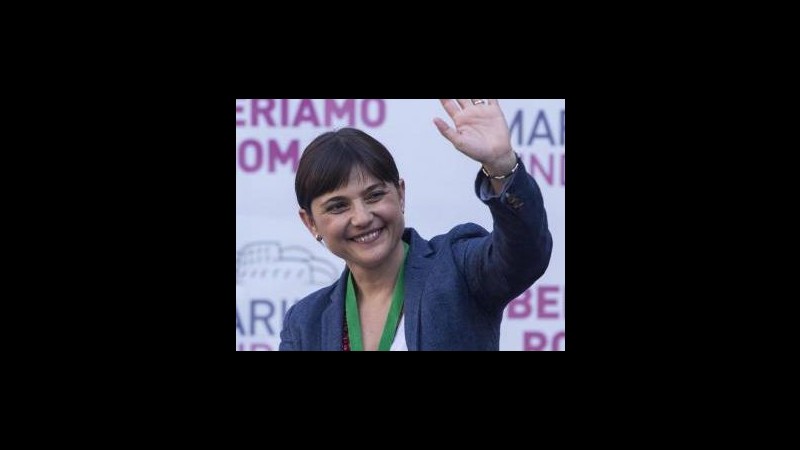 Legge elettorale, Serracchiani scrive a M5S: Votate premio a lista?