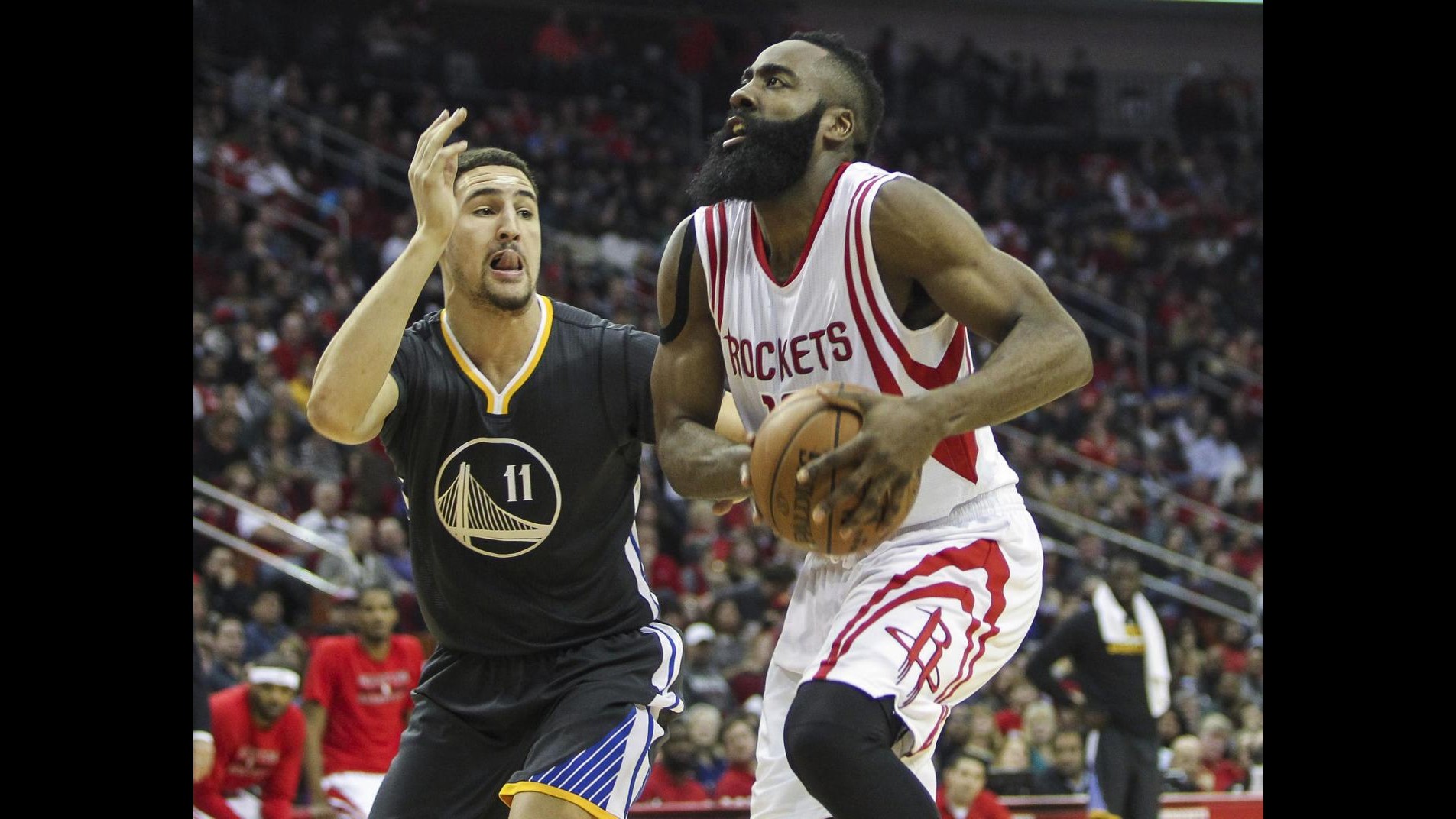 Nba: Detroit vince, si rivede Datome. Denver e Gallinari ok. Harden trascina Houston