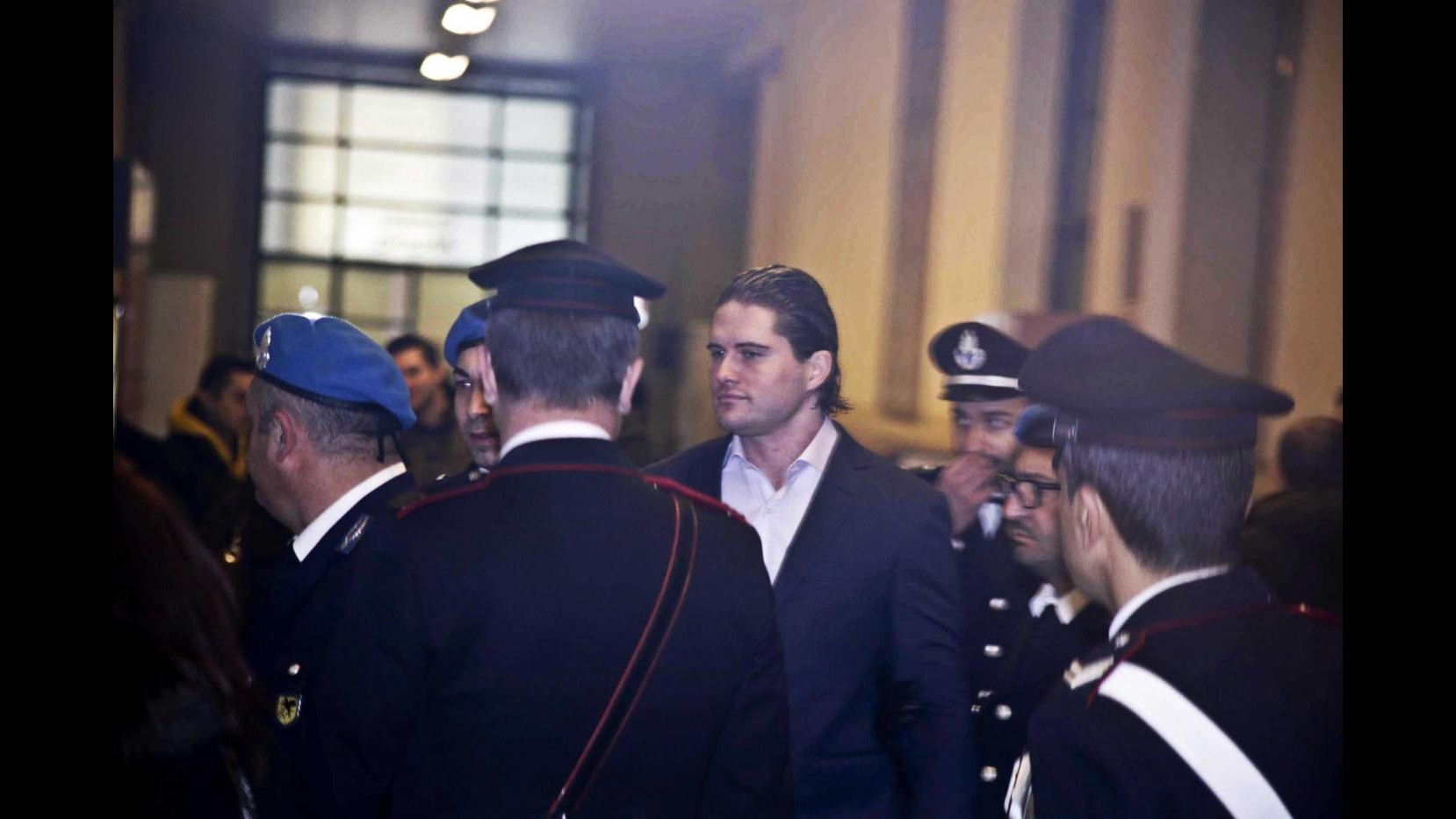 Milano, aggredito con acido: Barbini registrò agguato sul telefonino