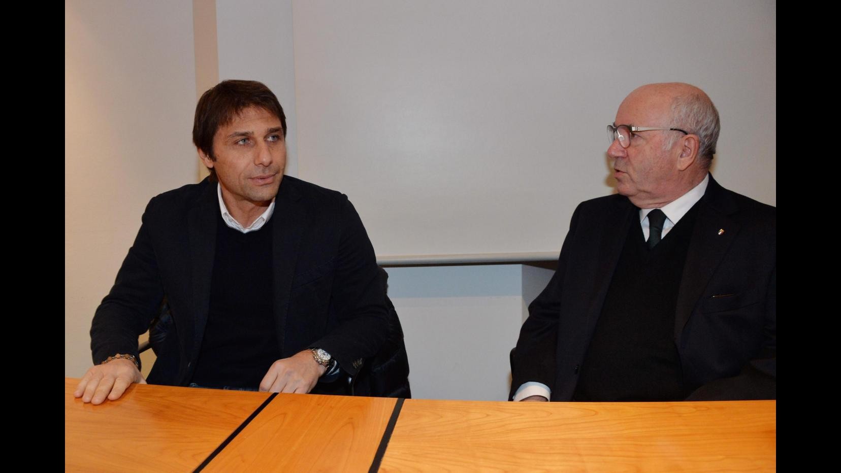 Conte incontra Tavecchio in sede Figc. Il ct: Non succederà niente