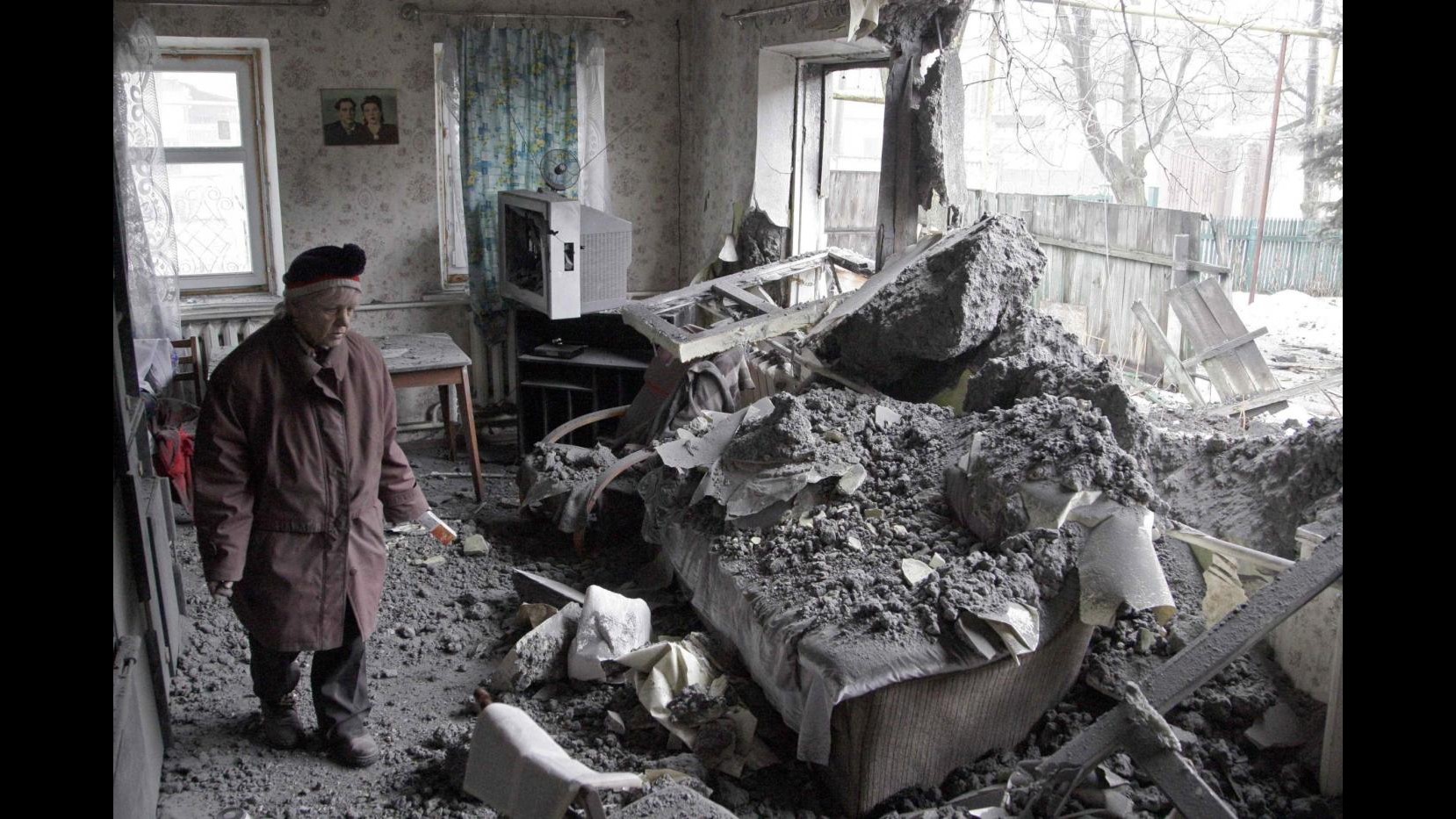 Ucraina, almeno 12 civili morti nel fine settimana nell’est