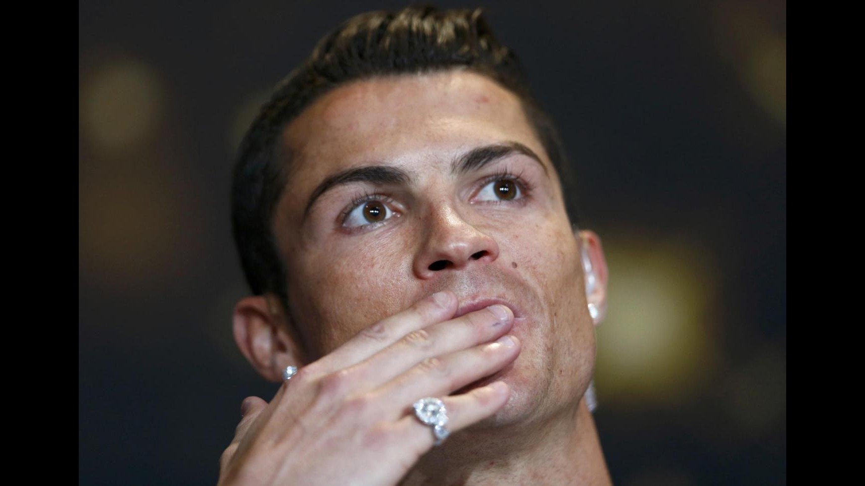 Real Madrid, Ronaldo festeggia 30° compleanno dopo batosta contro Atletico