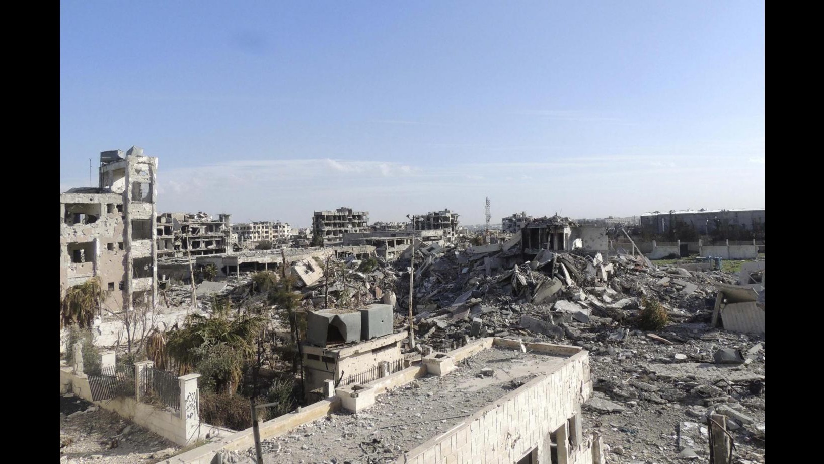 Siria, razzi contro zone residenziali di Damasco: almeno 8 feriti