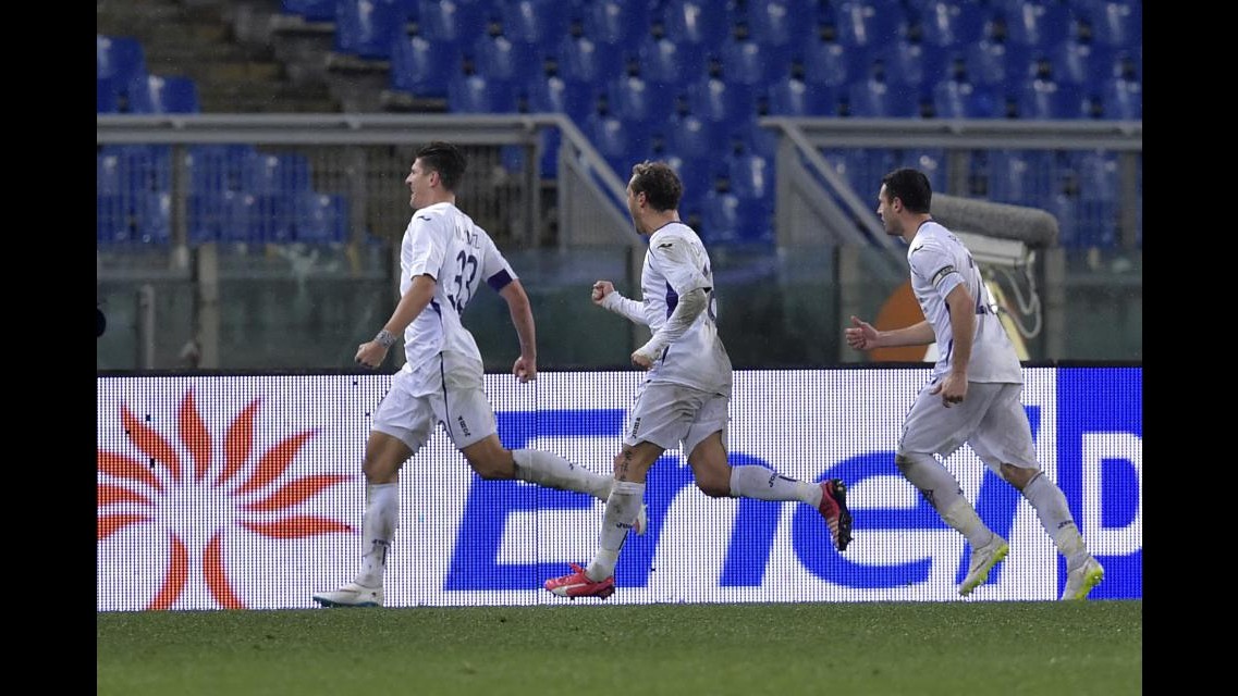 Coppa Italia, ciclone Mario Gomez sulla Roma: Fiorentina raggiunge Juventus in semifinale
