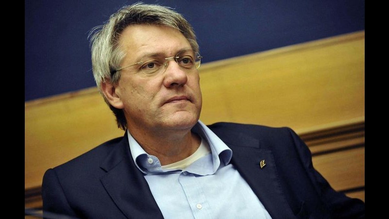 Fisco, Landini: Soglia 3% dice che è stupido chi paga tasse