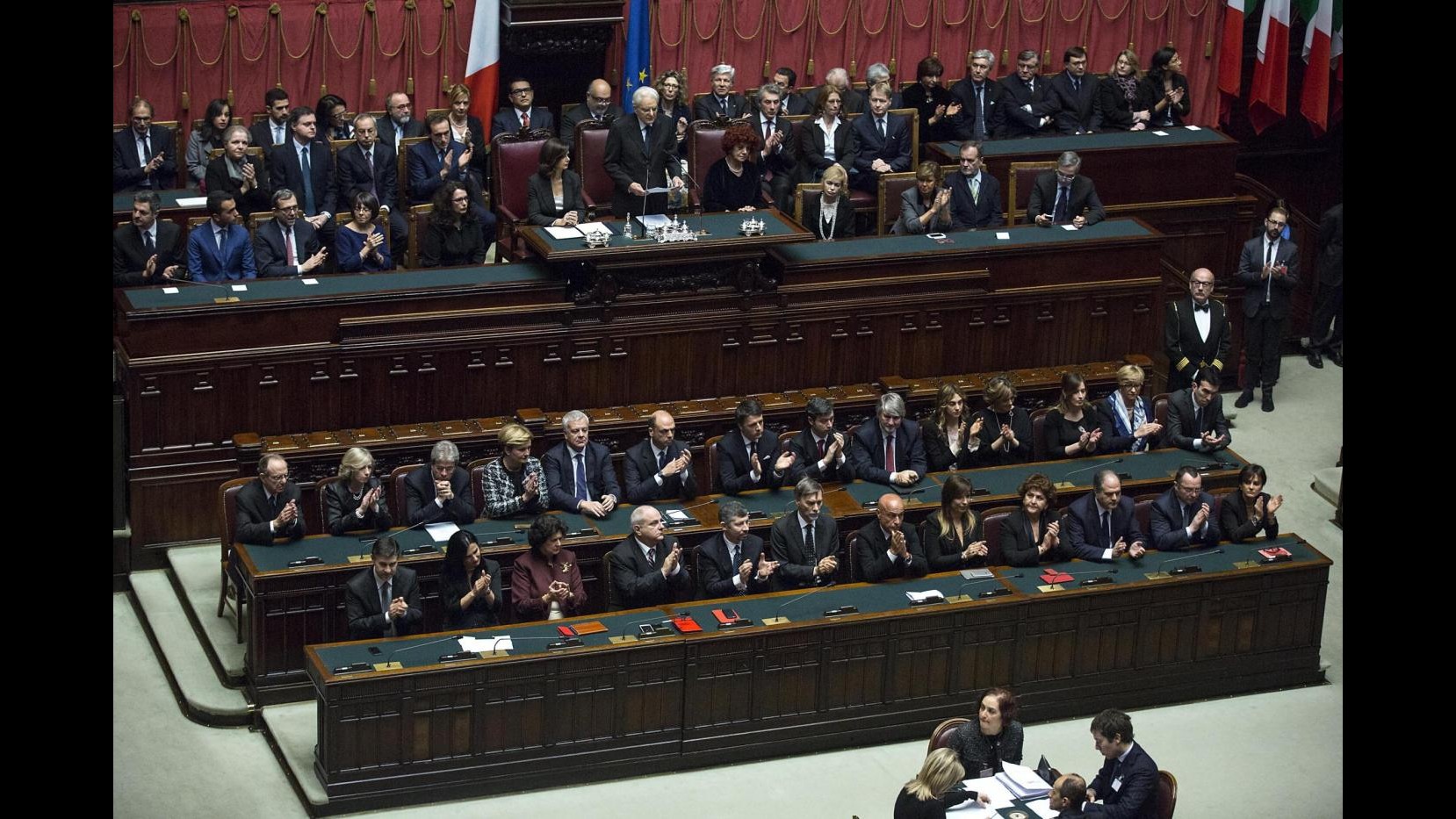 Terrorismo, Mattarella: Combattere chi strumentalizza religione