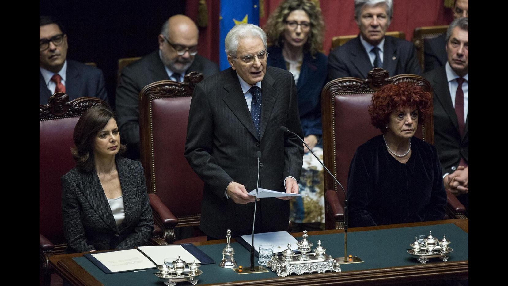 Mattarella giura a Montecitorio: Sarò arbitro imparziale, giocatori aiutino con correttezza