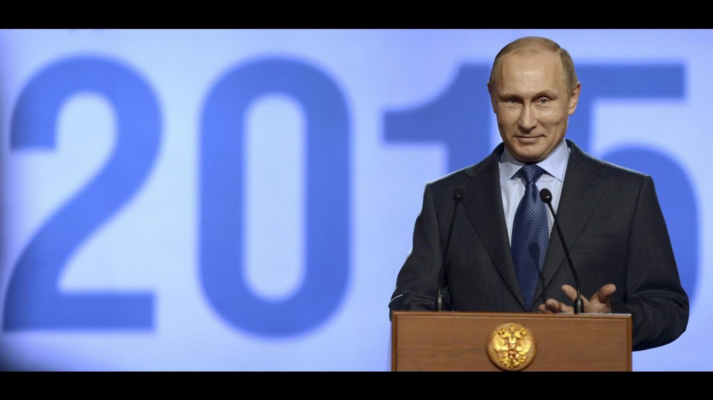 Ucraina, Putin: Preoccupato per situazione, stop lotte nell’est